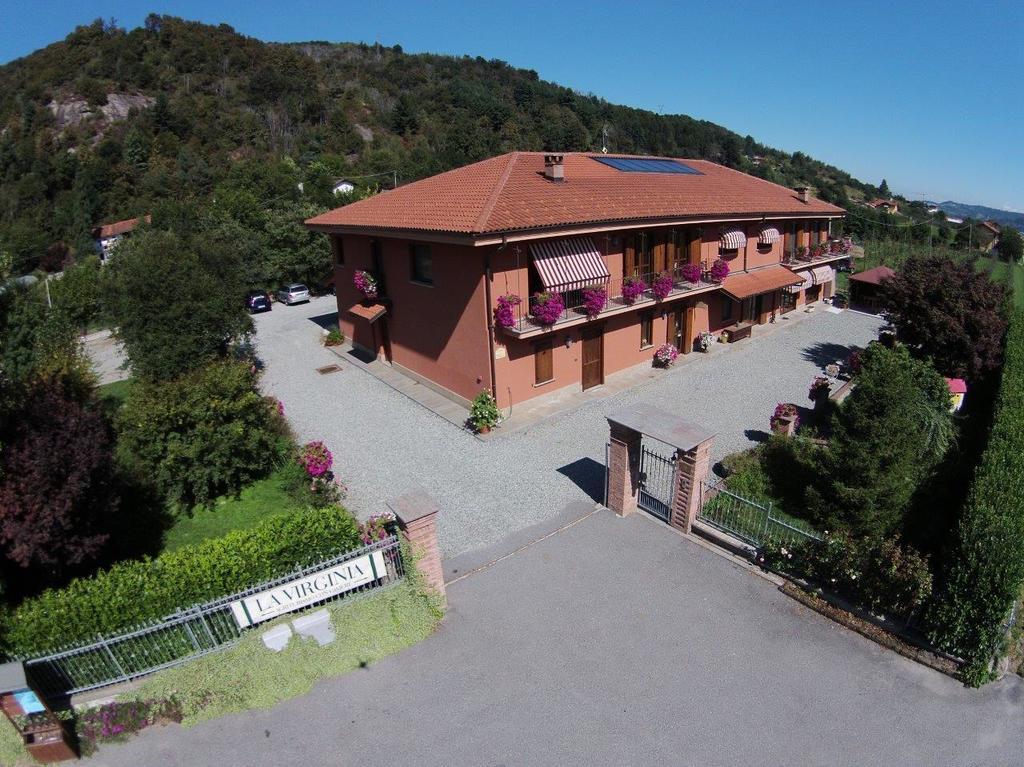Agriturismo La Virginia Villa Revello Exterior photo