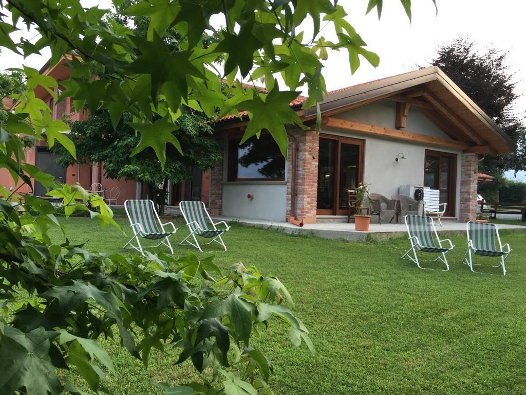 Agriturismo La Virginia Villa Revello Exterior photo